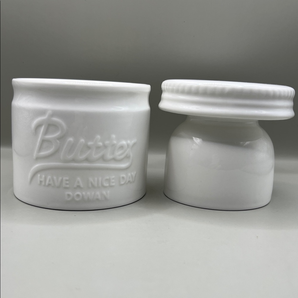 Dowan White Porcelain Butter Keeper Fresh Soft Butter